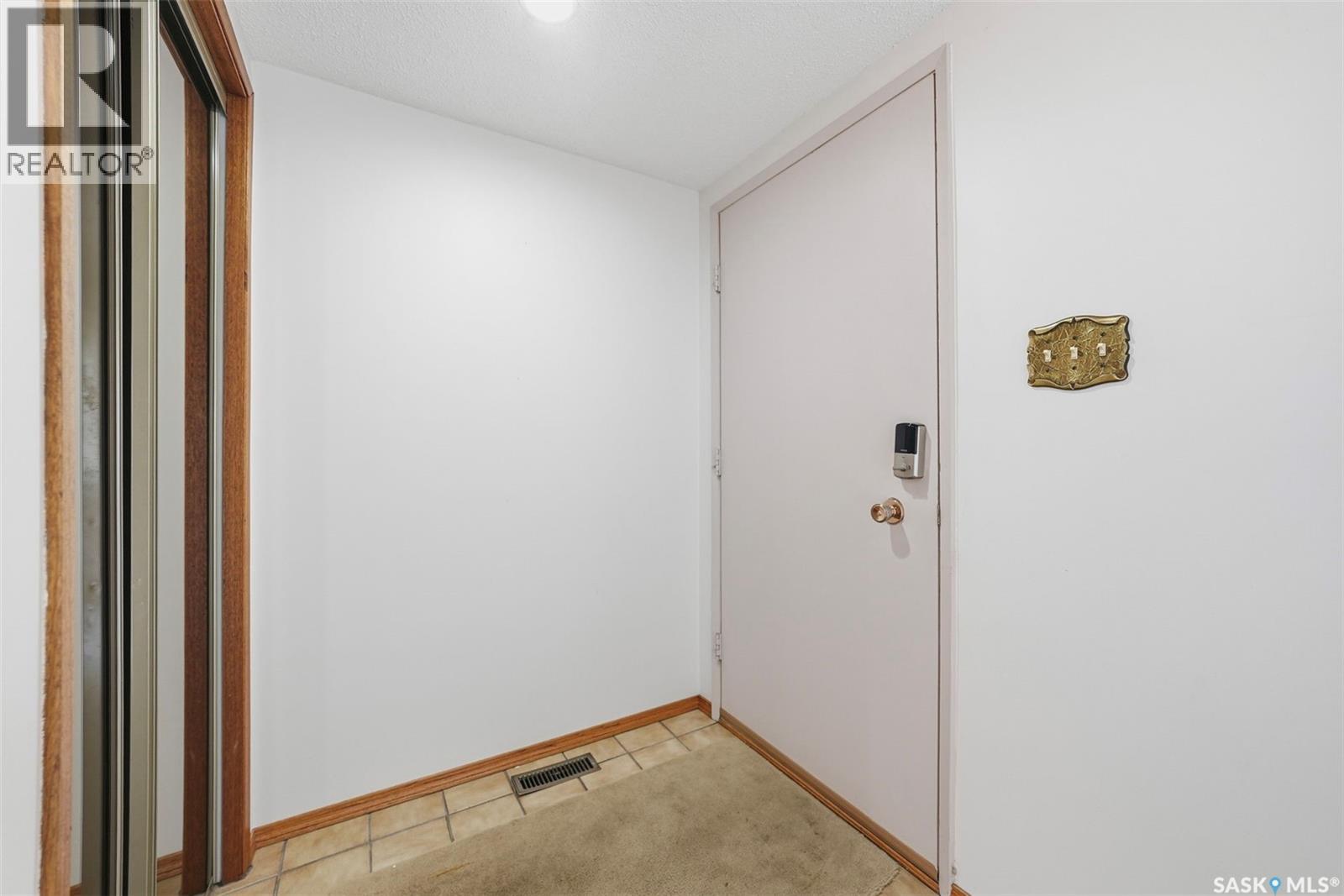 Additional image 3 of 3-425 Pinehouse Drive, Saskatoon, SK, S7K5R2
