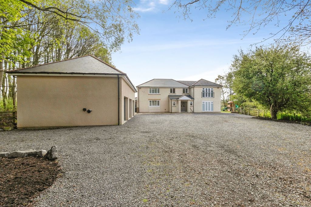 Additional image 5 of 5 bed detached house for saleHoughall, Durham DH1