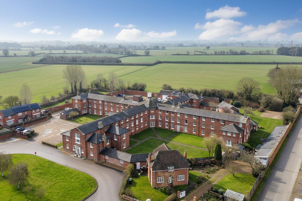 Additional image 5 of 2 bed flat for saleIpswich Road, Pulham Market, Diss IP21