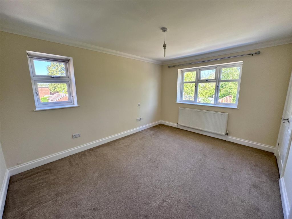 Additional image 22 of 6 bed detached house to rentWalnut Tree House, Caerwent, Caldicot NP26