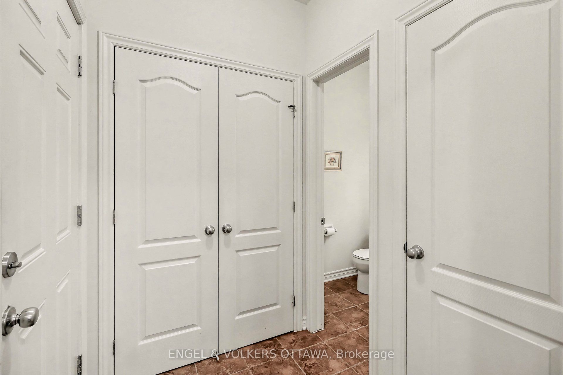 Additional image 5 of 257 Bulrush Crescent, Ottawa, ON, K1T 0E5