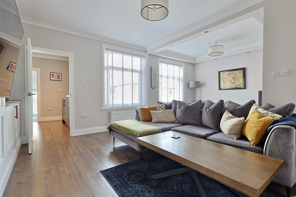 Additional image 11 of 2 bed flat for saleBenfield Road, North Heaton, Newcastle Upon Tyne NE6