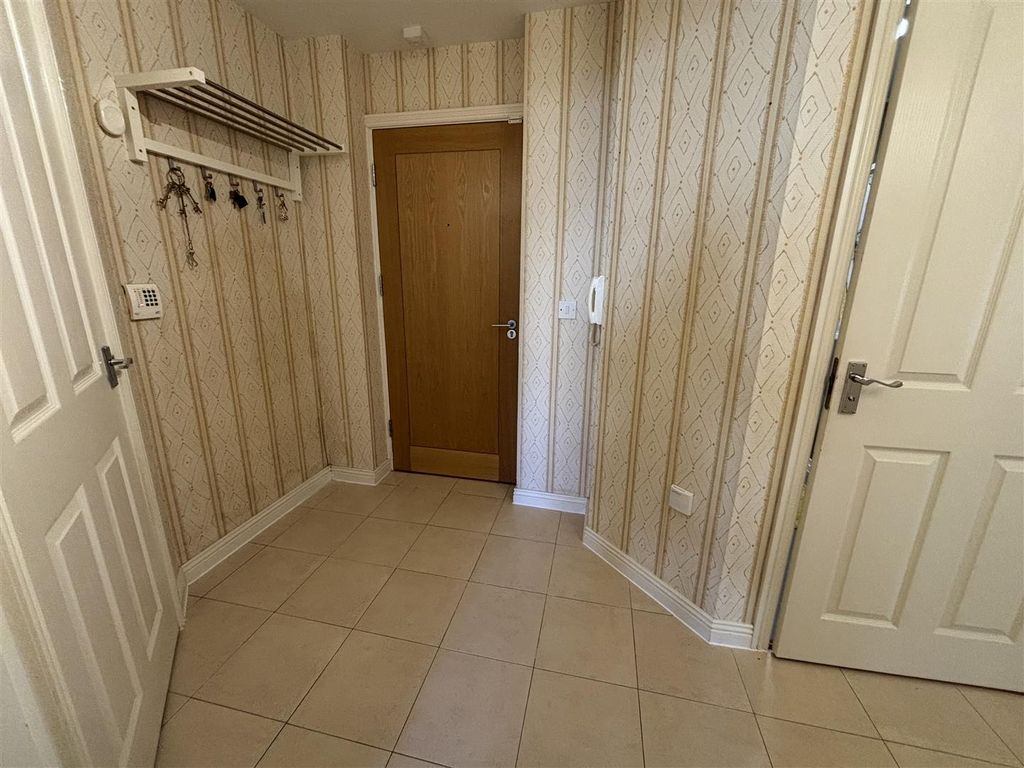 Additional image 5 of 2 bed flat for saleBryntition, Llanelli SA15