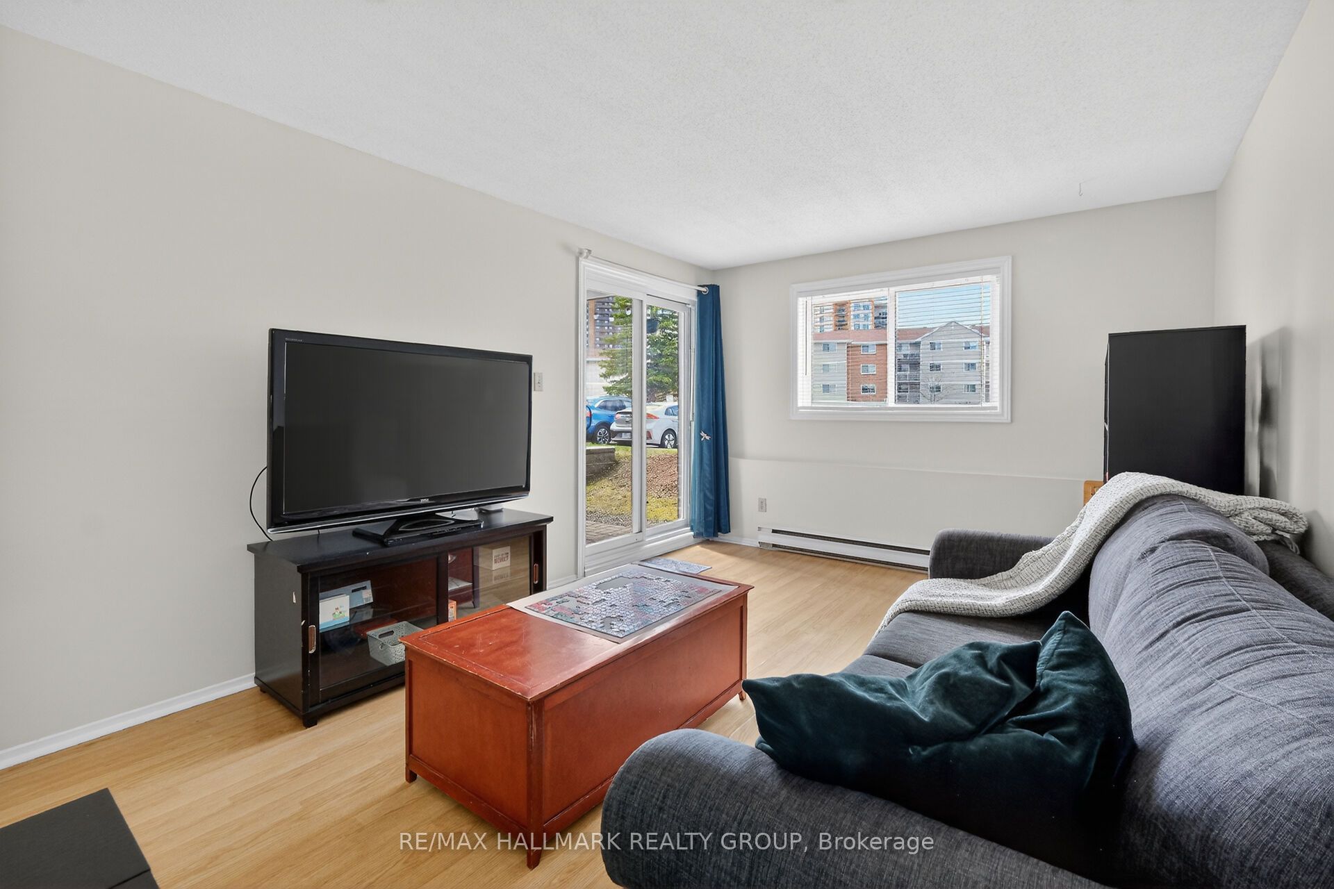 Additional image 5 of 102-280 Brittany Drive, Ottawa, ON, K1K 4M4