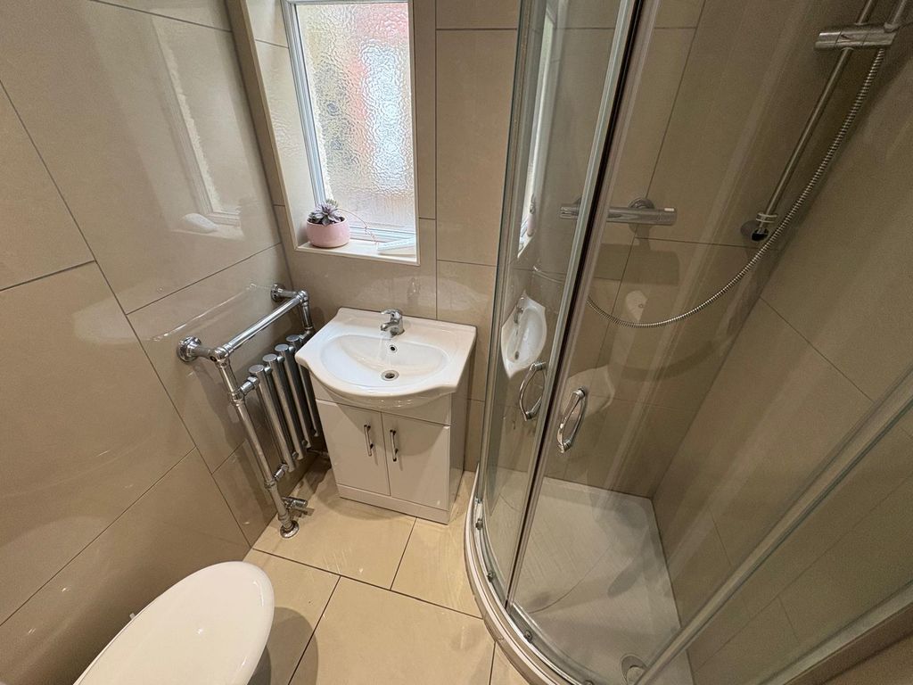 2 bed flat to rentHighfield, Southampton SO17 photo 5