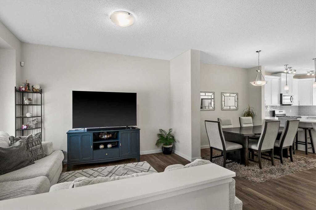 Additional image 4 of 589 Masters Road SE, Calgary, AB, T3M 2W3
