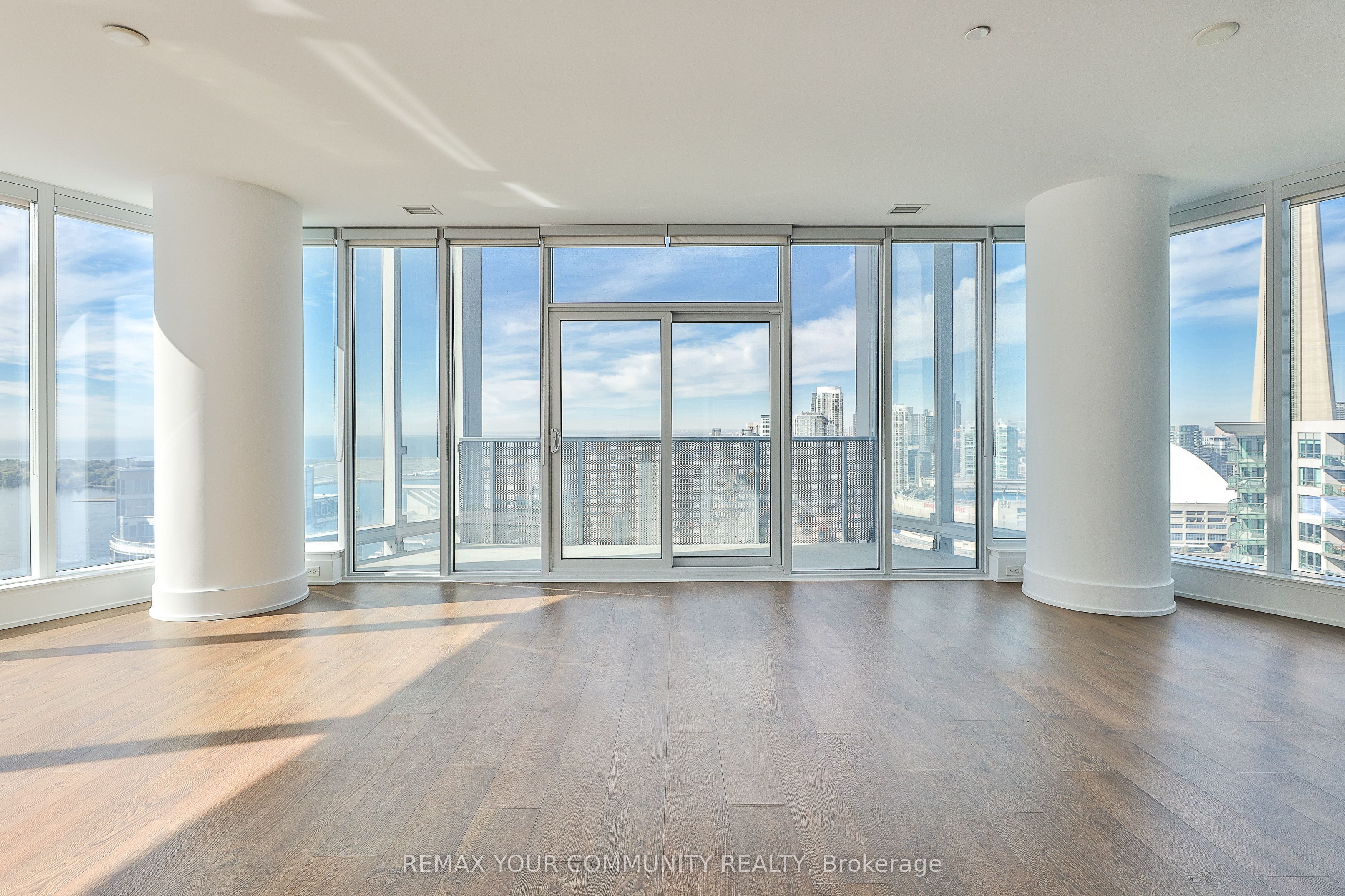 Additional image 6 of 3410-10 York Street, Toronto, ON, M5J 0E1