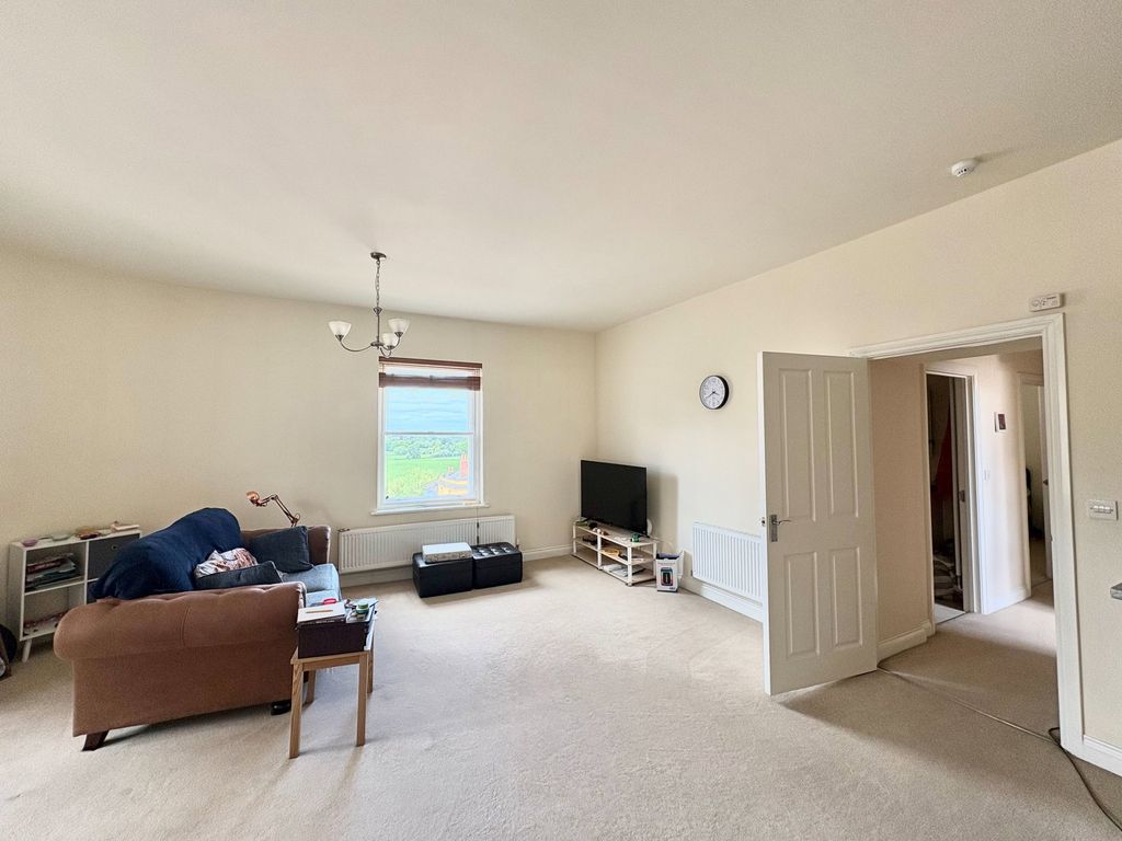 Additional image 5 of 2 bed flat to rentSwan House, Edde Cross Street, Ross-On-Wye, Herefordshire HR9