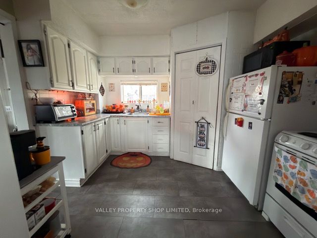 Additional image 3 of 715 Mary Street, Pembroke, ON, K8A 5X8