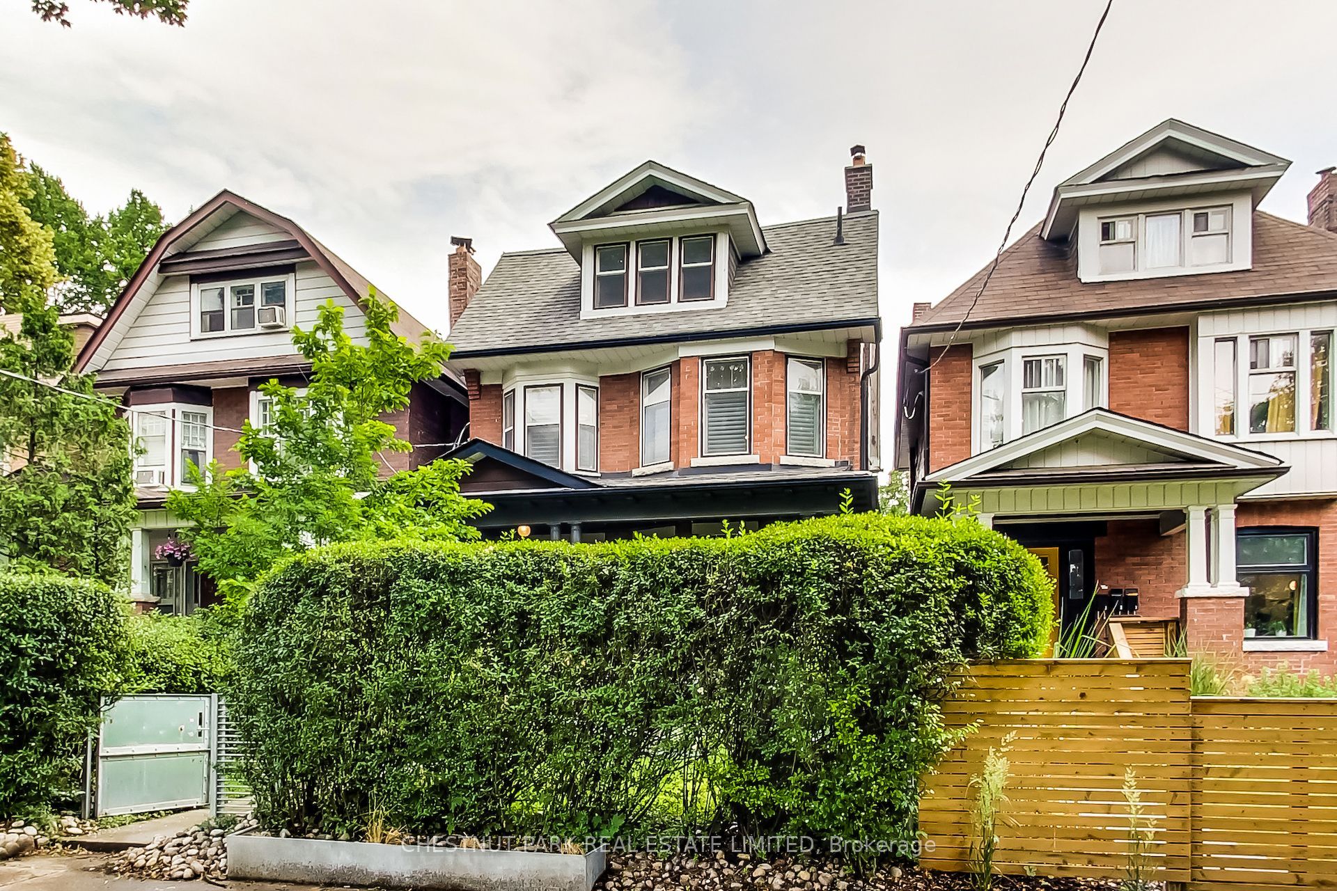 Additional image 2 of Upper-37 Tyndall Avenue, Toronto, ON, M6K 2E9