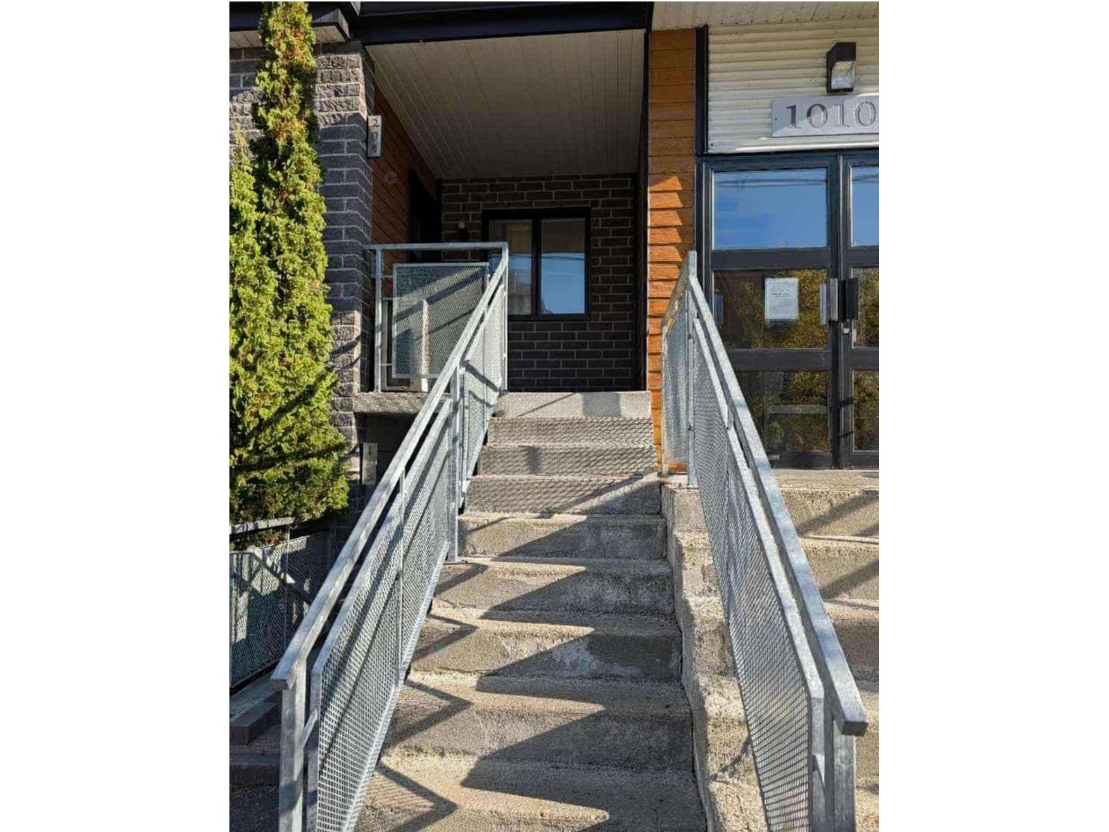 10105 Rue de l'Épervier
