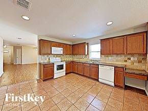 Additional image 4 of 12640 Shady Cedar Dr, Fort Worth, TX, 76244