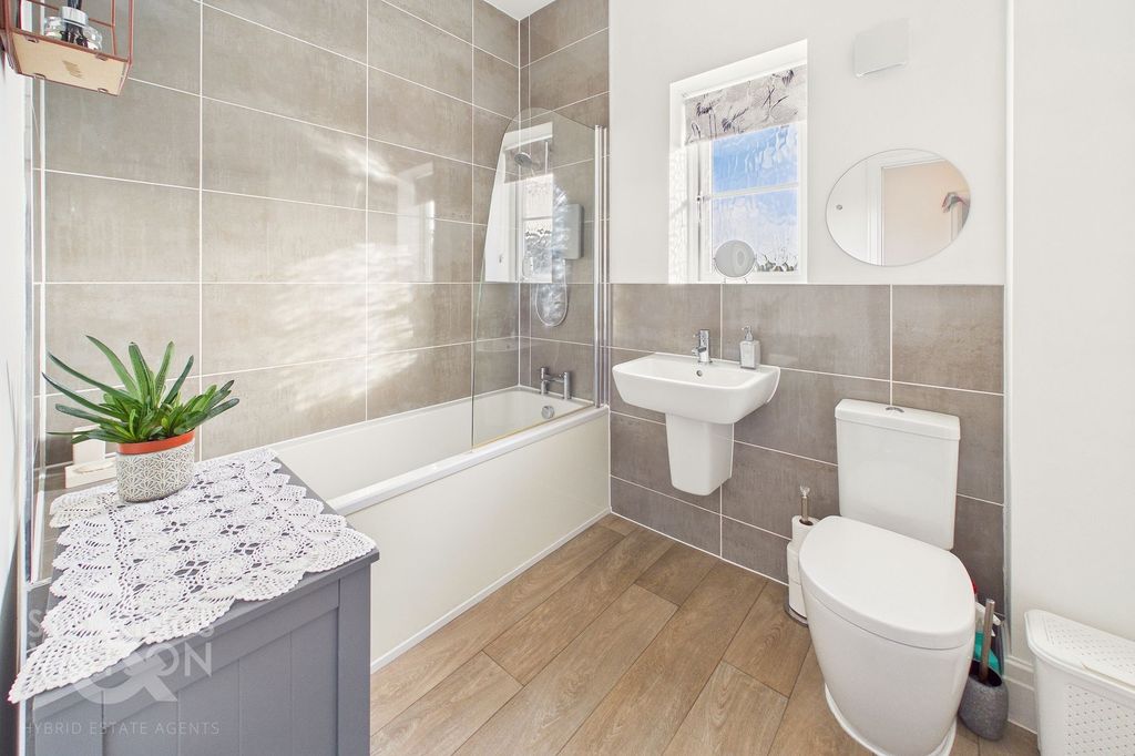 Additional image 18 of 4 bed detached house for saleOak Avenue, Loddon, Norwich NR14