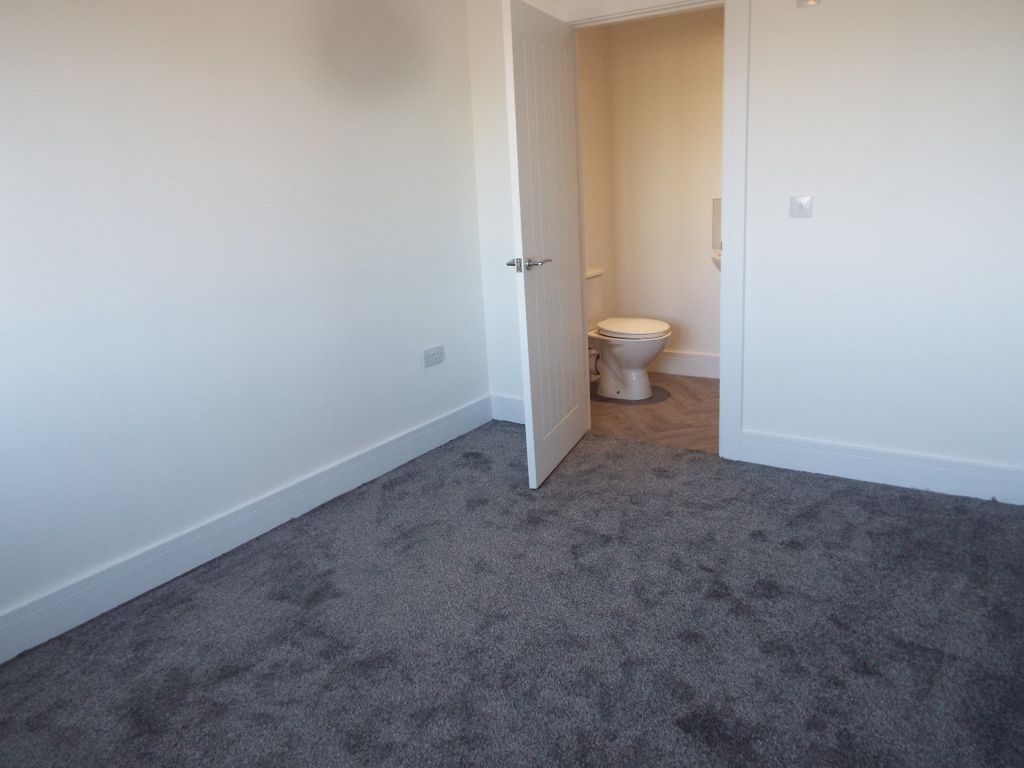 Additional image 7 of 4 bed property to rentOld Chester Road, Holywell CH8