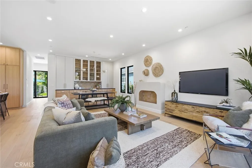 Additional image 16 of 4221 Sunnyside Avenue, Los Angeles, CA 90066