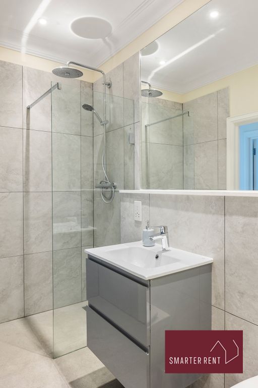 Additional image 13 of 2 bed flat to rentBurlington Avenue, Kew TW9
