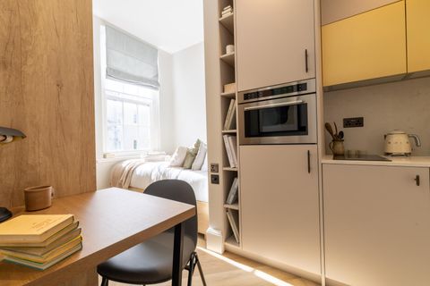 Draycott Avenue SW3, Studio to rent