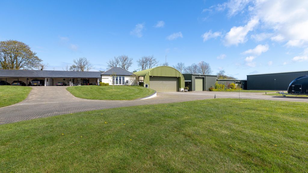 Additional image 52 of 7 bed detached house for saleCronk Breck, Bernahara Road, Andreas IM7