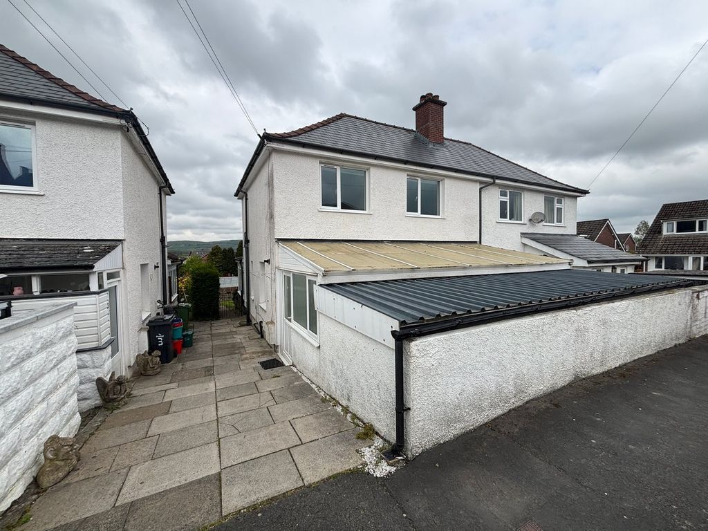Additional image 2 of 3 bed semi-detached house to rentOxford Avenue, Llandrindod Wells LD1