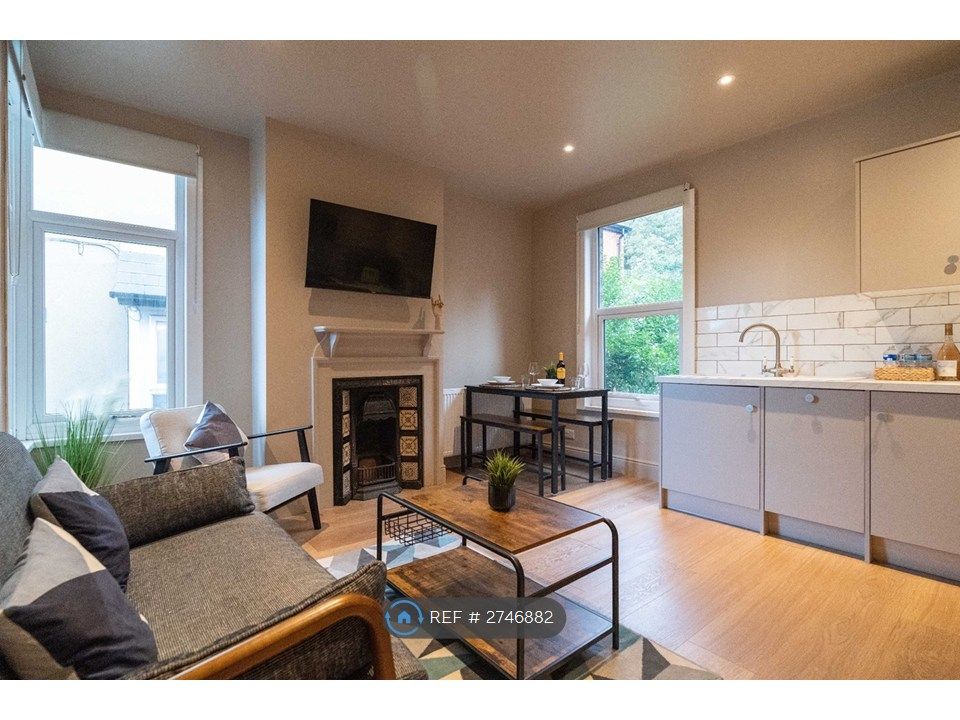 Additional image 23 of 3 bed flat to rentPriory Road, High Wycombe HP13
