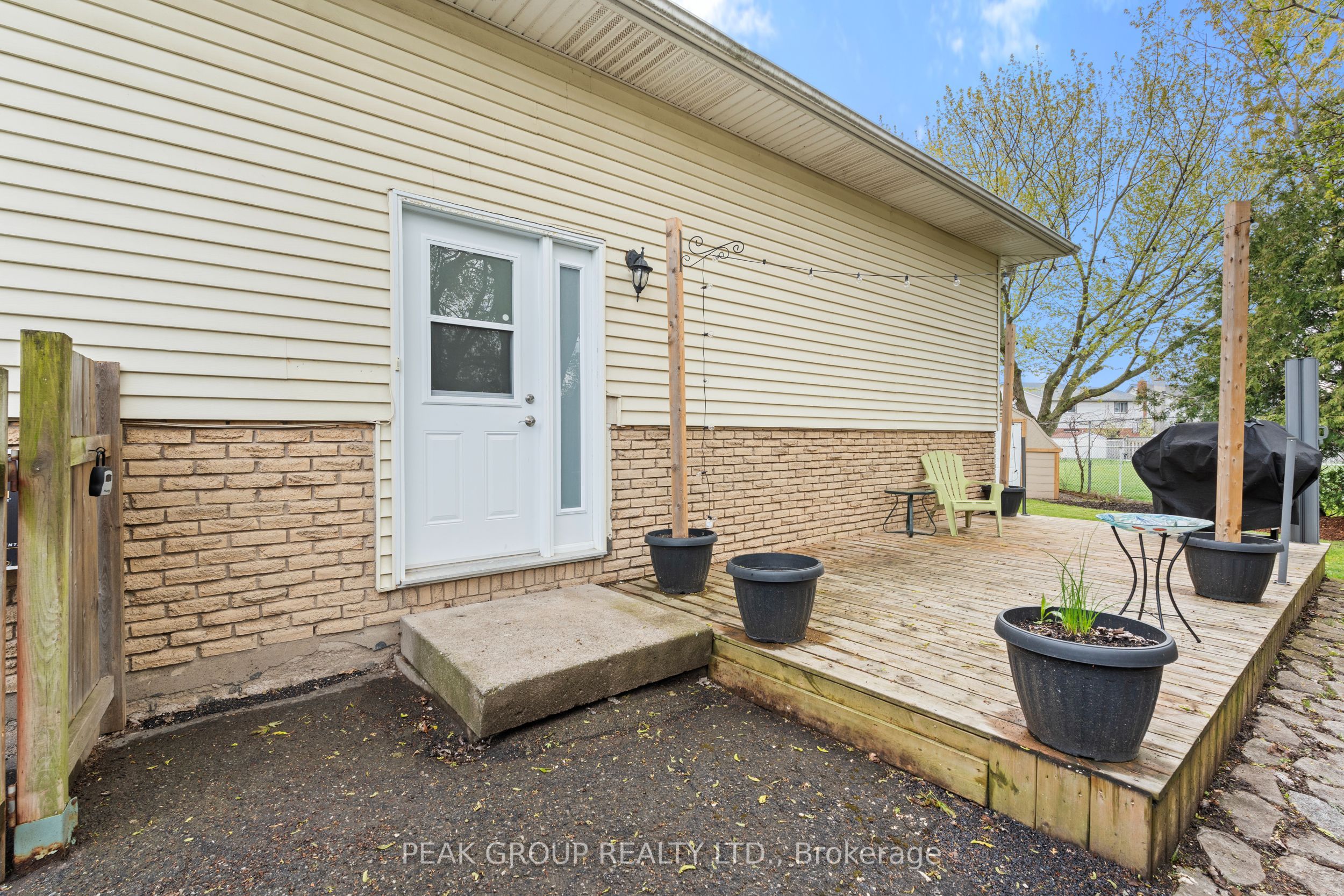 26 Tara Crescent, Thorold, ON, L2V 4M1 photo 4