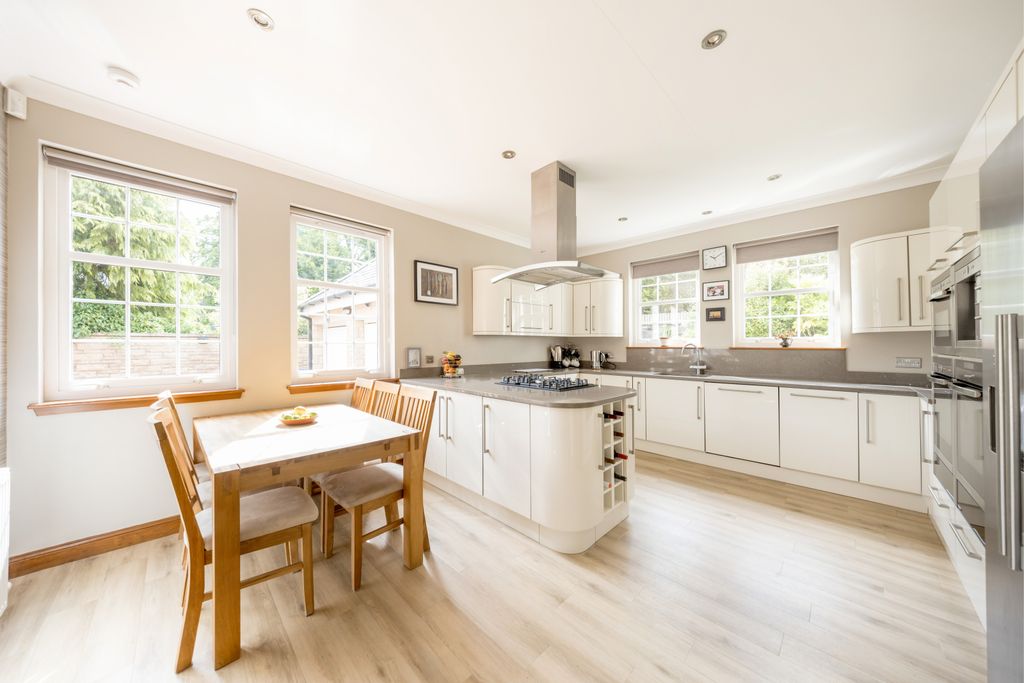 Additional image 10 of 5 bed villa for sale1 South Steil, Glenlockhart, Edinburgh EH10