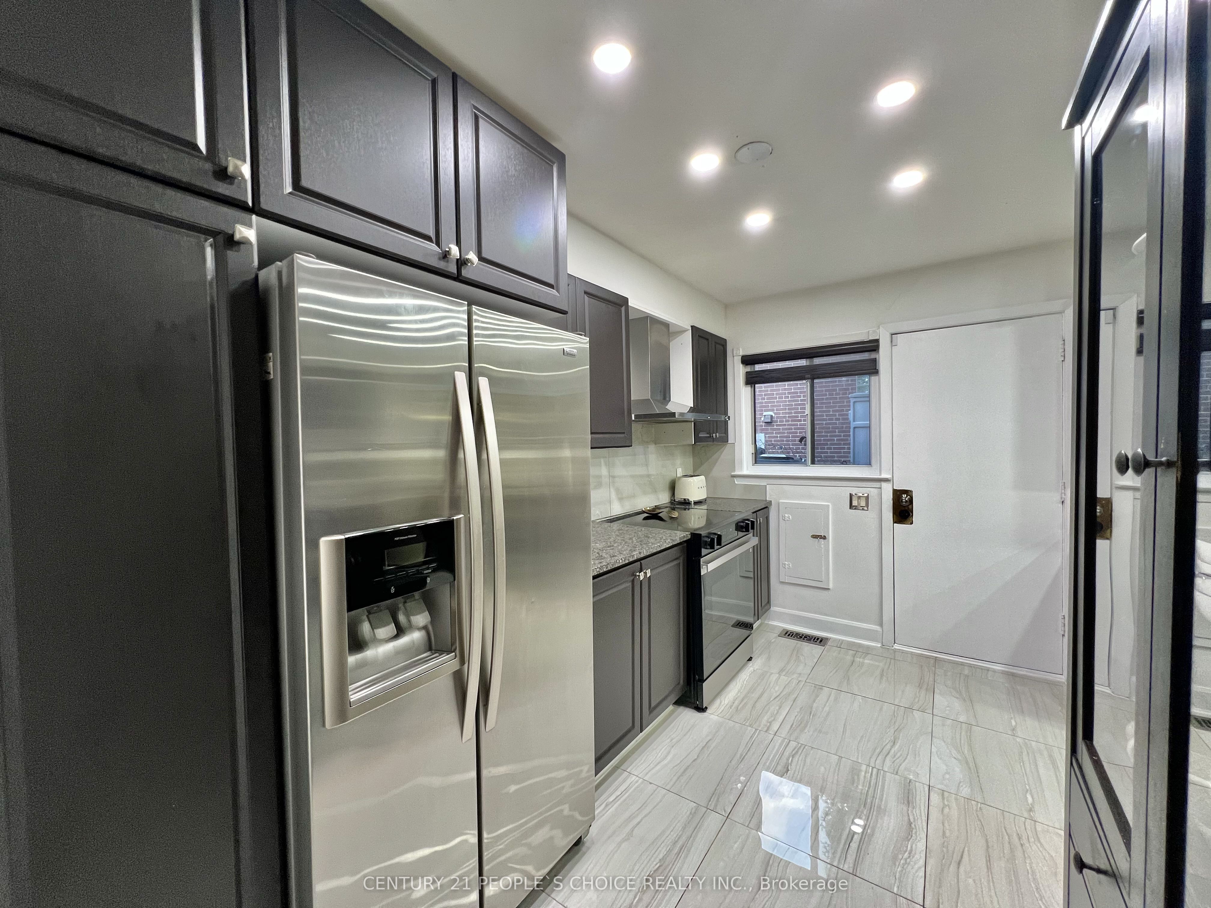 Additional image 5 of 73 Newlin Crescent, Toronto, ON, M3L 1X5