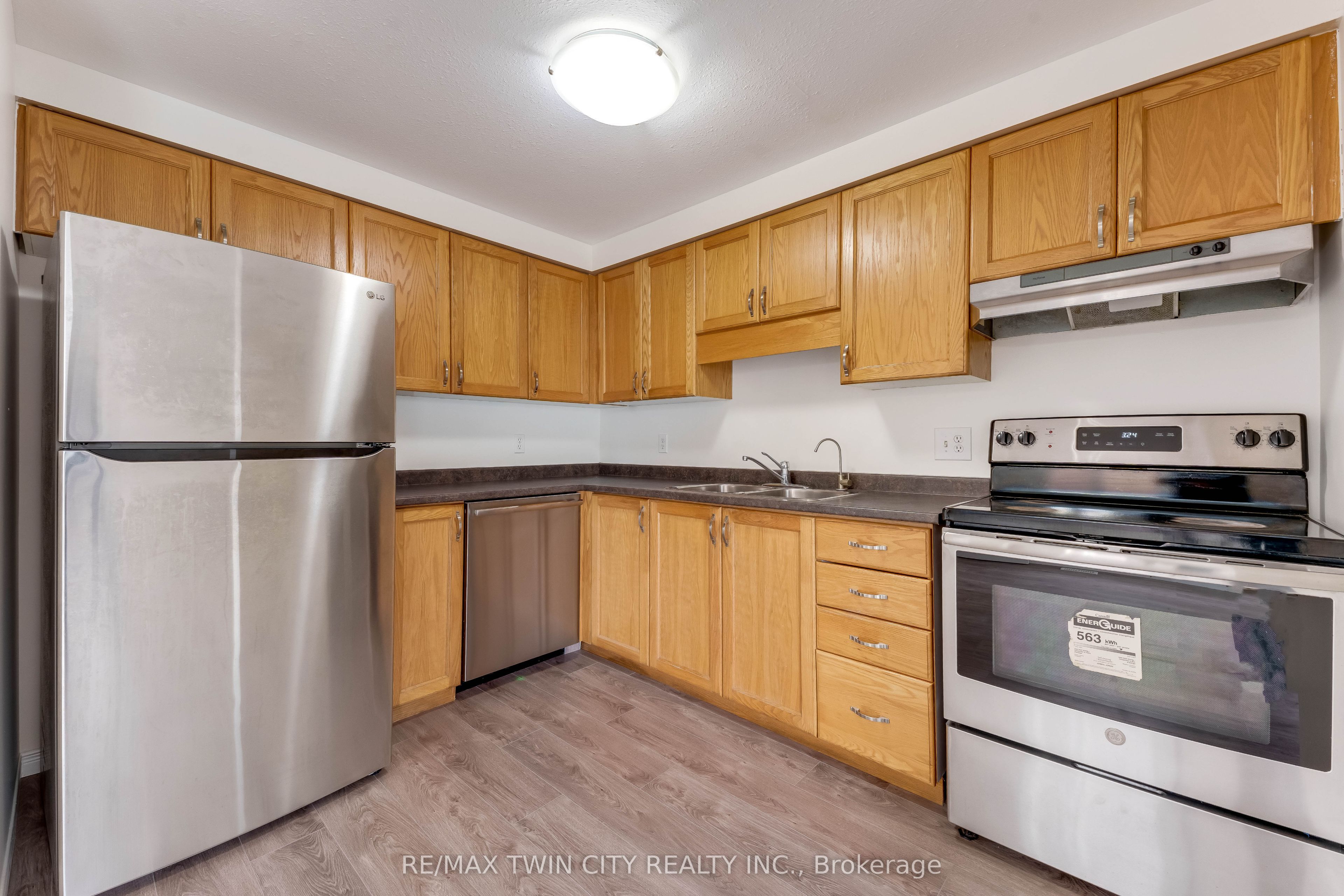 Additional image 6 of 85 Activa Avenue, Kitchener, ON, N2E 3R4
