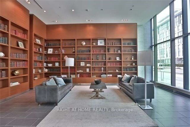 Additional image 5 of 1504-170 Fort York Boulevard, Toronto, ON, M5V 0E6