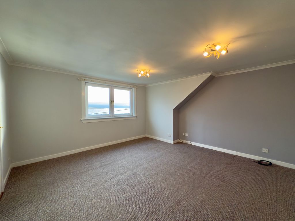 Additional image 4 of 3 bed flat to rentGlenburn Road, Ardrishaig, Lochgilphead, Argyll & Bute PA30