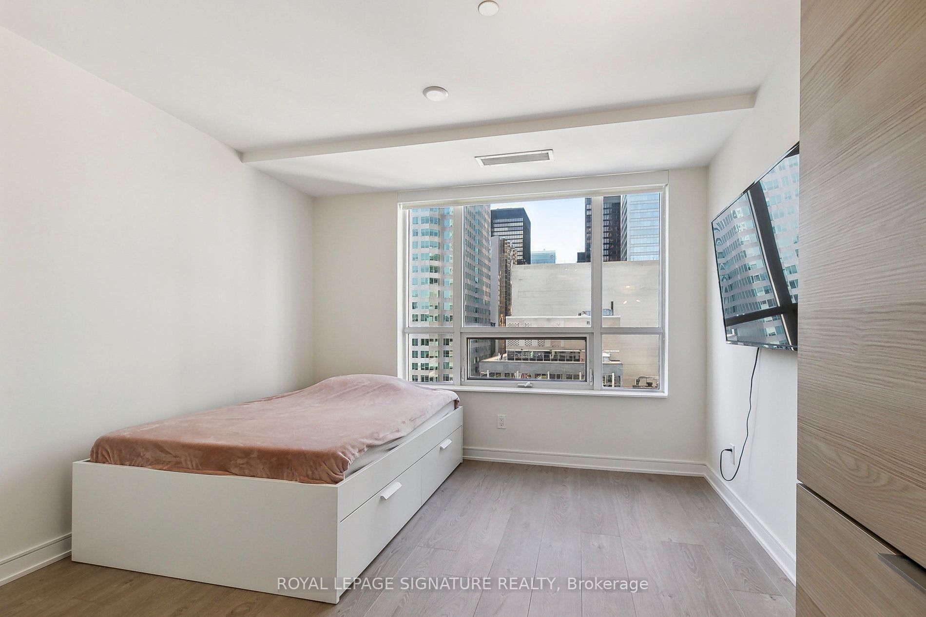 Additional image 6 of 1312-88 Scott Street, Toronto, ON, M5E 0A9