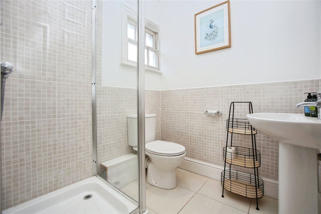 Additional image 24 of 3 bed flat to rentBerkeley Street, Cheltenham, Gloucestershire GL52