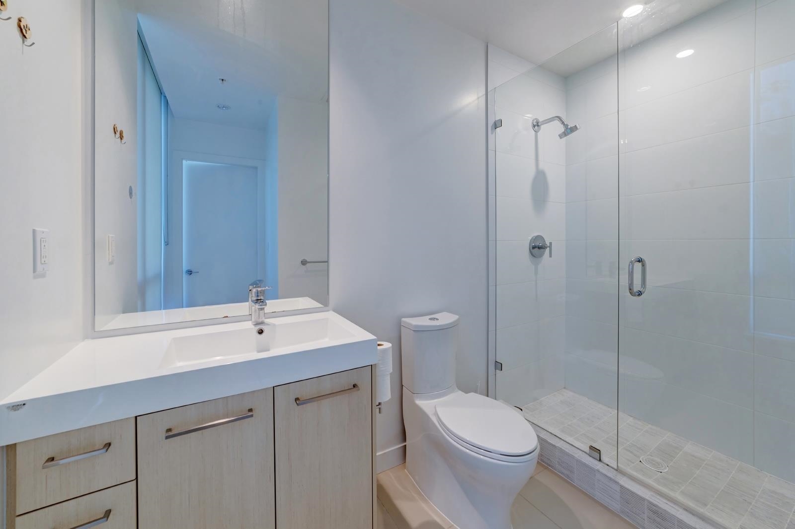 Additional image 6 of 1xx-9060 University Crescent, Burnaby, BC, V5A 0E1