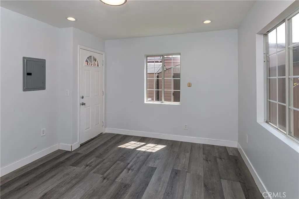 Additional image 25 of 2421 S Cloverdale Avenue, Los Angeles, CA 90016