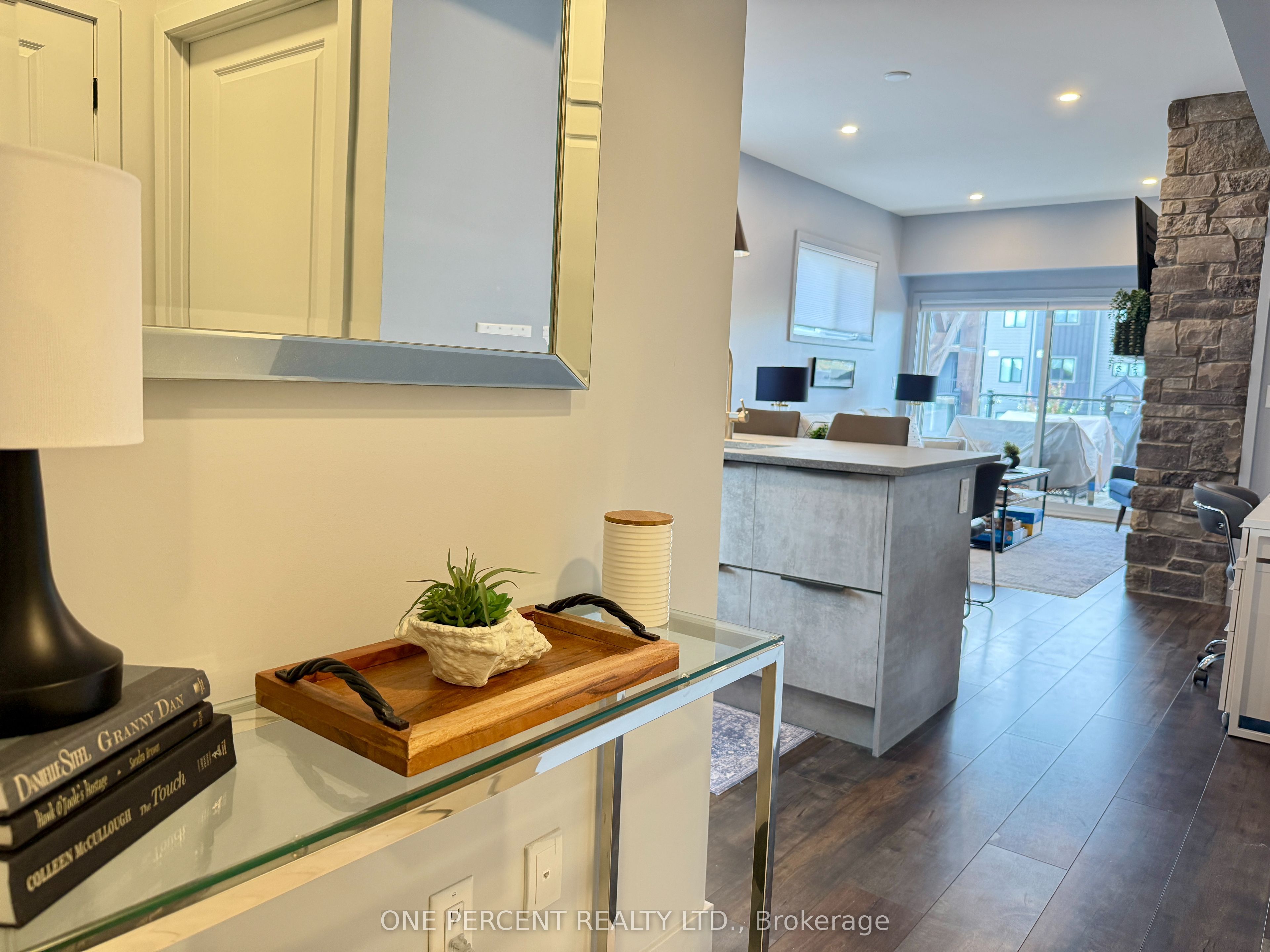 Additional image 4 of 302-12 Beckwith Lane, Blue Mountains, ON, L9Y 0A4