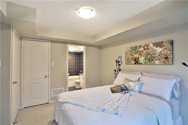 Additional image 6 of 3-3250 Bentley Drive, Mississauga, ON, L5M 0P7