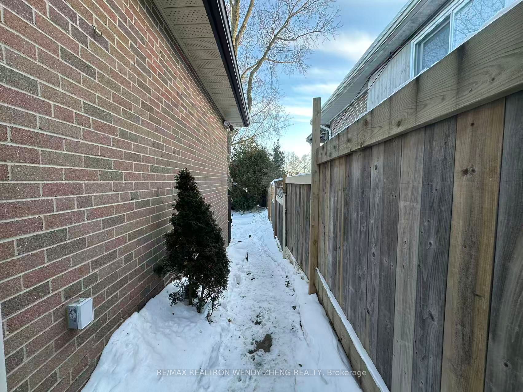 Additional image 2 of Bsmt-6 Lincoln Green Drive, Markham, ON, L3P 1R5