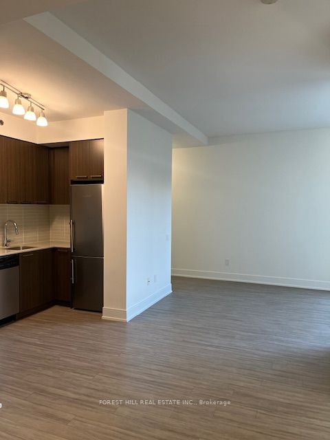 Additional image 5 of 320-310 Tweedsmuir Avenue, Toronto, ON, M5P 2Y2