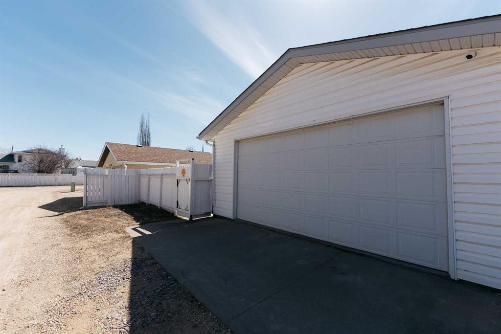 Additional image 6 of 18 Dunlop Street, Red Deer, AB, T4R 2G6