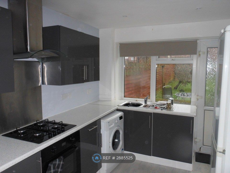 Additional image 2 of 2 bed terraced house to rentPorthmawr Road, Cwmbran NP44