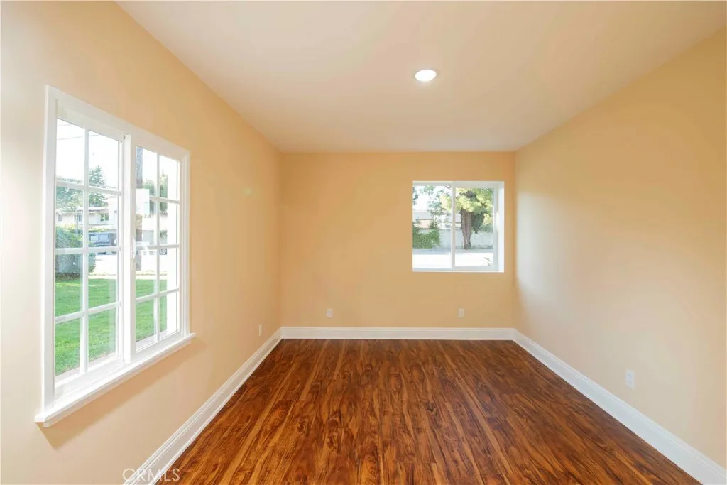 Additional image 50 of 22336 Saticoy St, Canoga Park, CA 91303