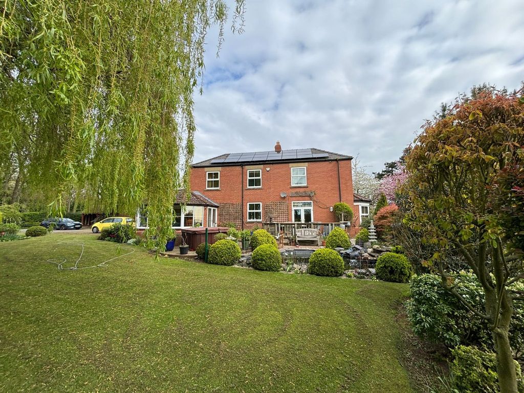 Additional image 26 of 4 bed detached house to rentCastle Road, Cottingham, East Yorkshire HU16