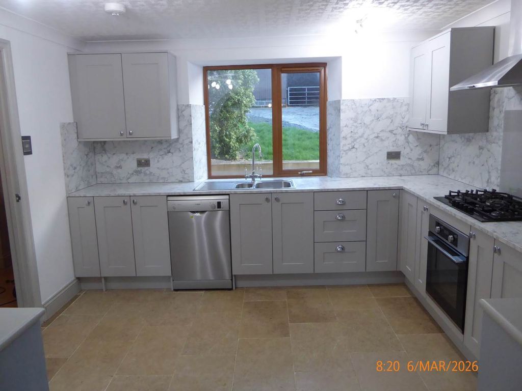 4 bed detached house to rentLlanboidy, Whitland SA34