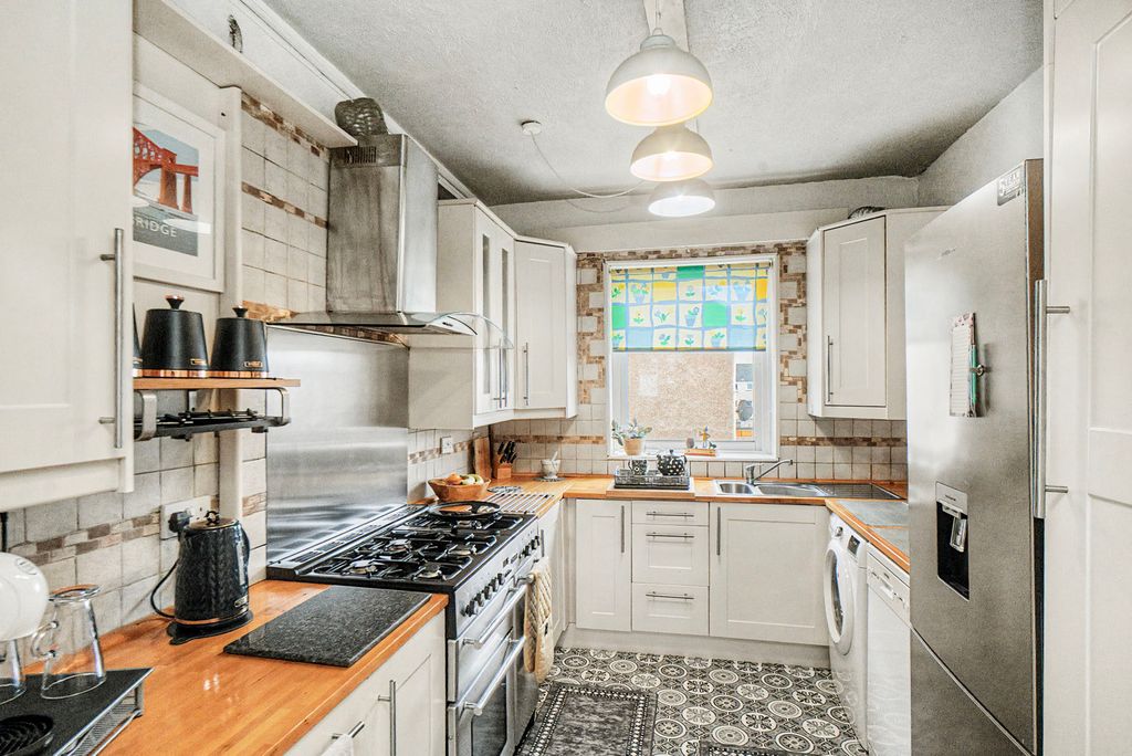 Additional image 3 of 4 bed flat for sale18c Links Avenue, Musselburgh, East Lothian EH21
