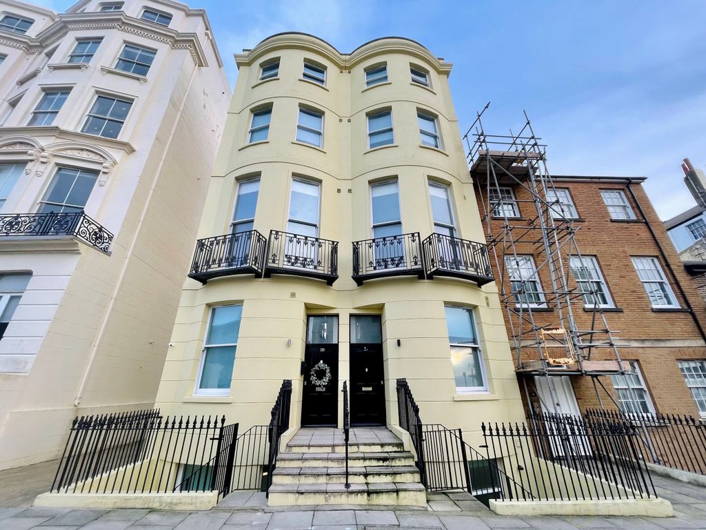 Additional image 8 of Room to rentLansdowne Place, Hove BN3