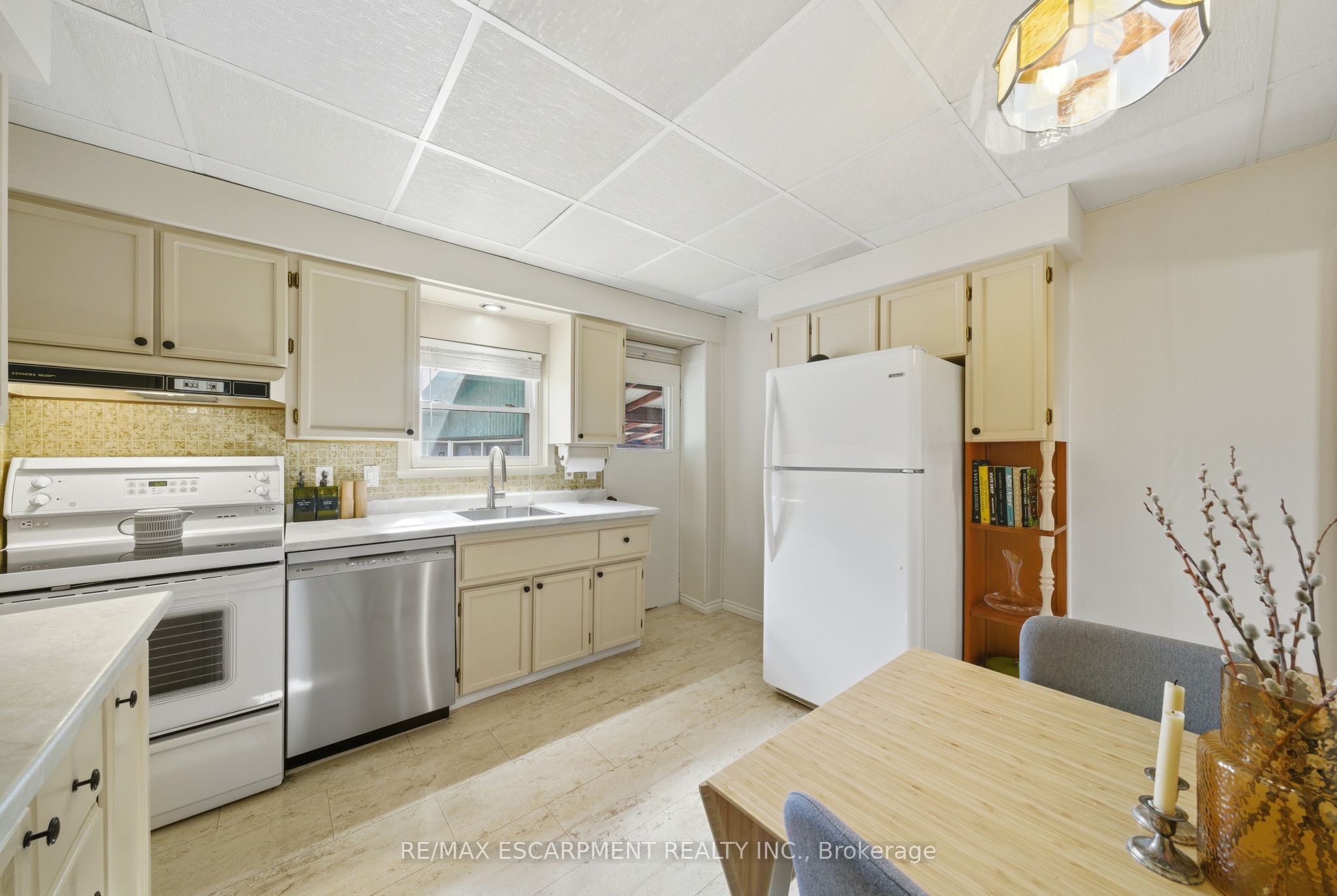Additional image 3 of 752 Ninth Avenue, Hamilton, ON, L8T 2A6