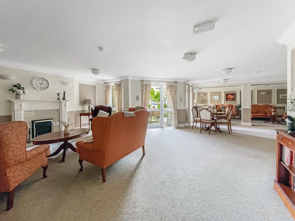 Additional image 12 of 2 bed flat for sale24 Woodside Walk, Hamilton, South Lanarkshire ML3