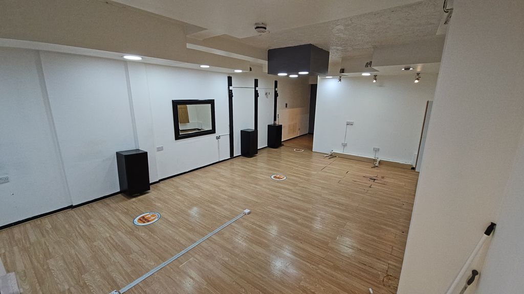 Additional image 6 of 1 bed town house to rentGordon Street, Luton LU1