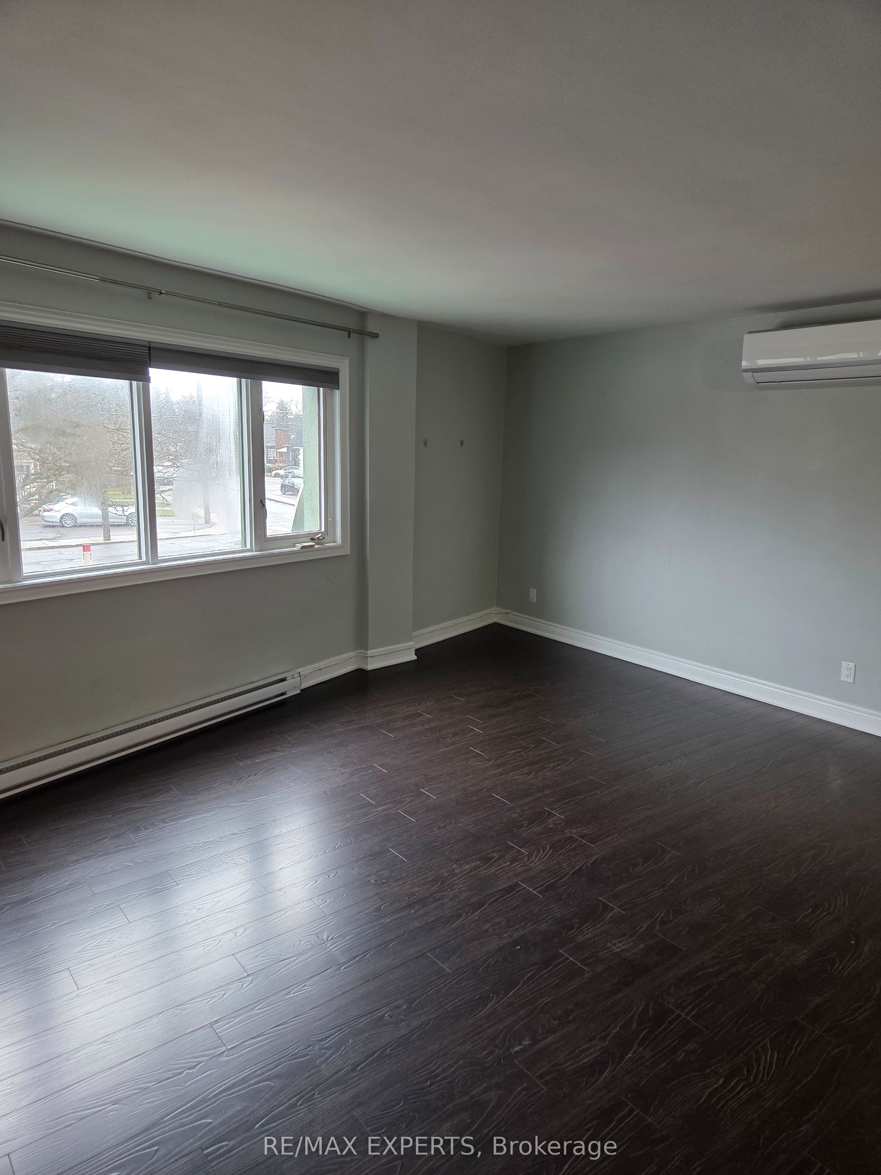 Additional image 5 of 1-21 Scarlett Road, Toronto, ON, M6N 4J5