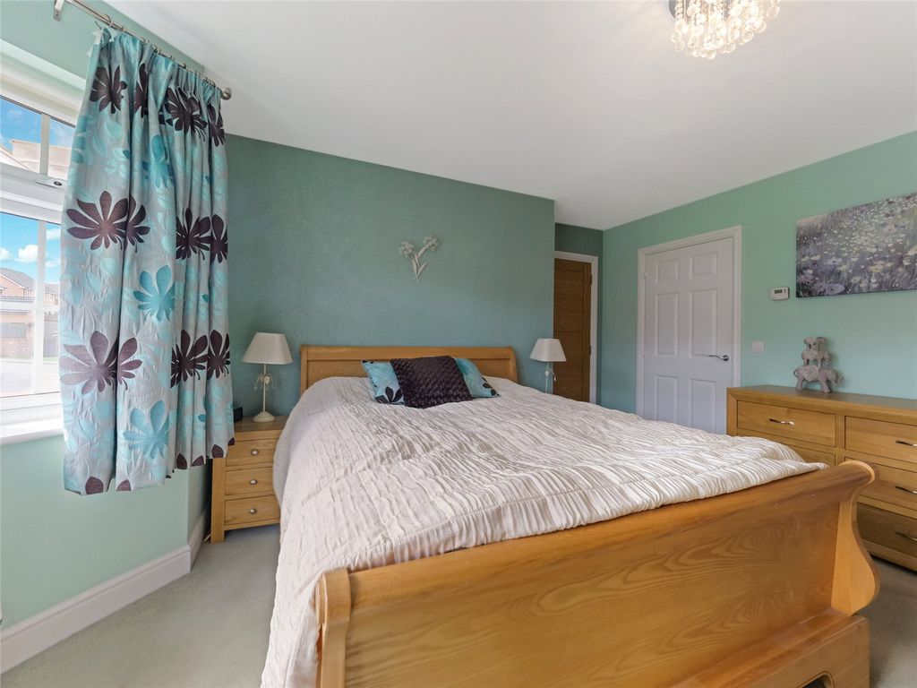 Additional image 8 of 4 bed detached house for saleNursery Gardens, Inverkip, Greenock, Inverclyde PA16